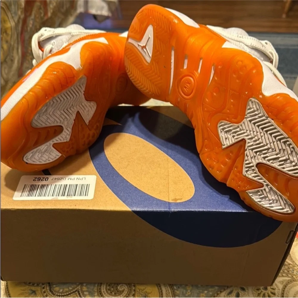 Nike Jordan Women’s Jumpman Sz 8‎